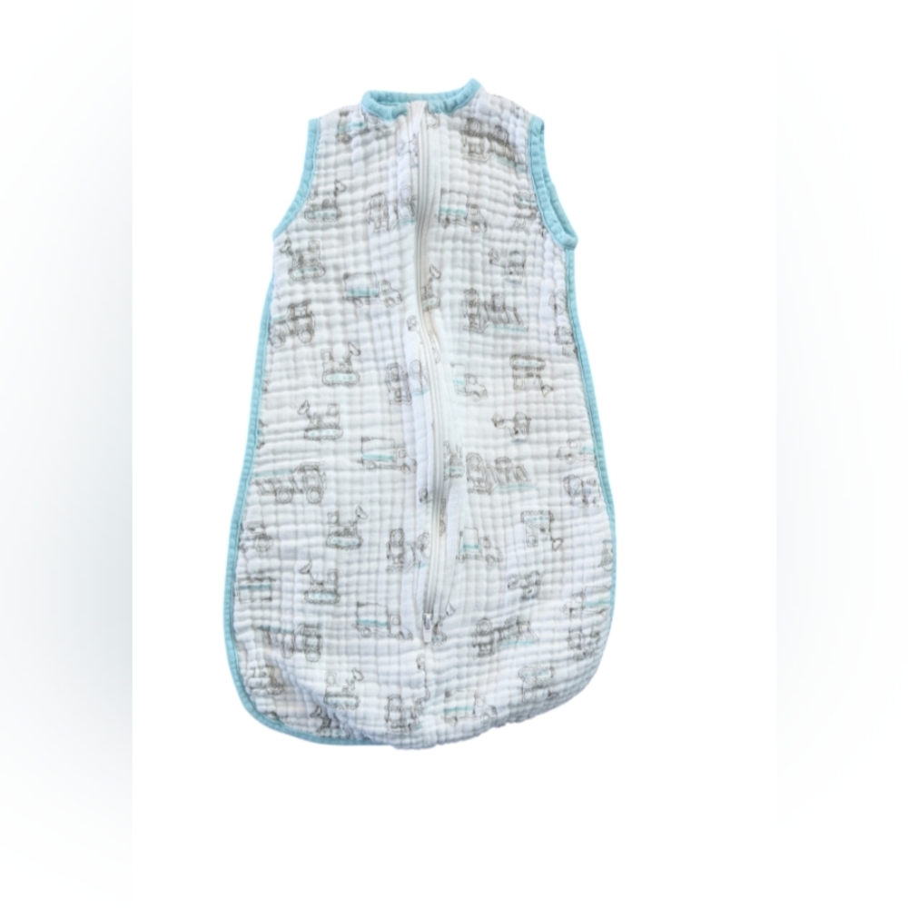 🍼 4 for $10 Lightweight sleep sack 3-6 month